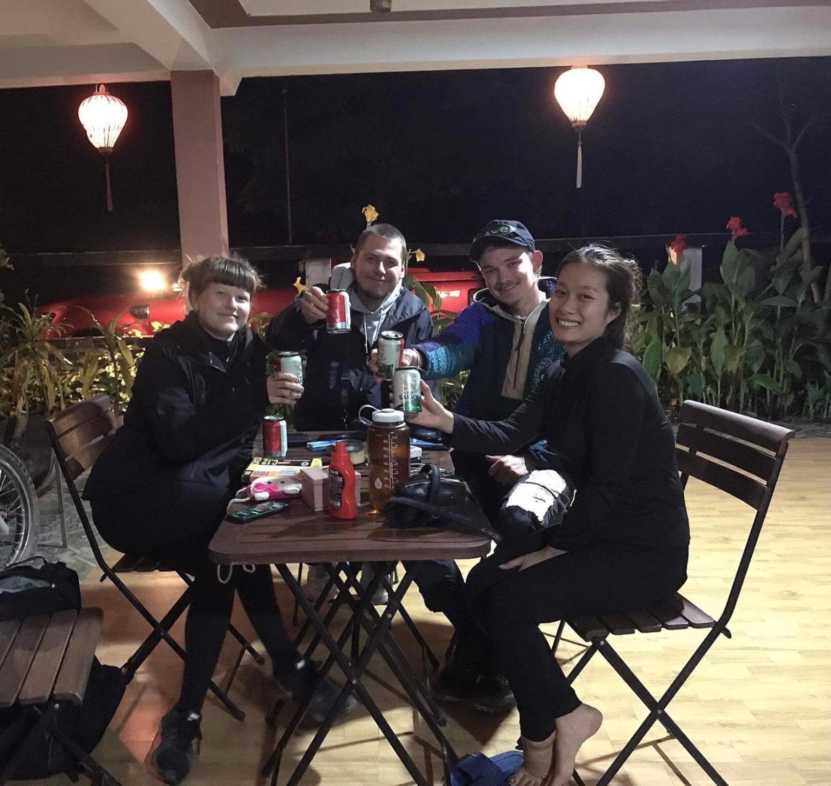 Sunshine Homestay Phong Nha Bagian luar foto