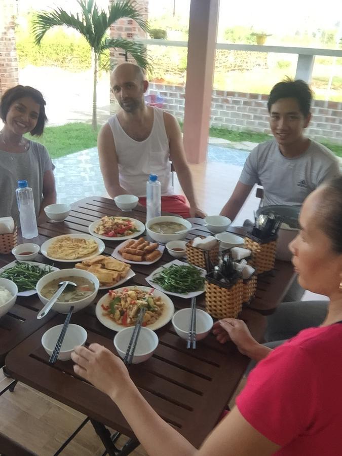 Sunshine Homestay Phong Nha Bagian luar foto